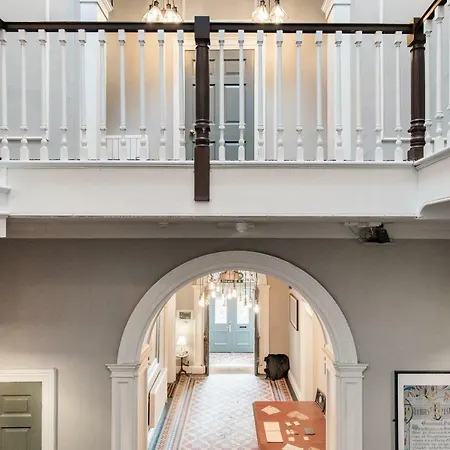 The Corson At Claremont Apartment