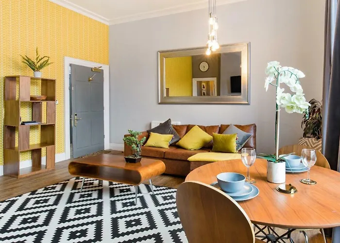 Apartment The Corson At Claremont *